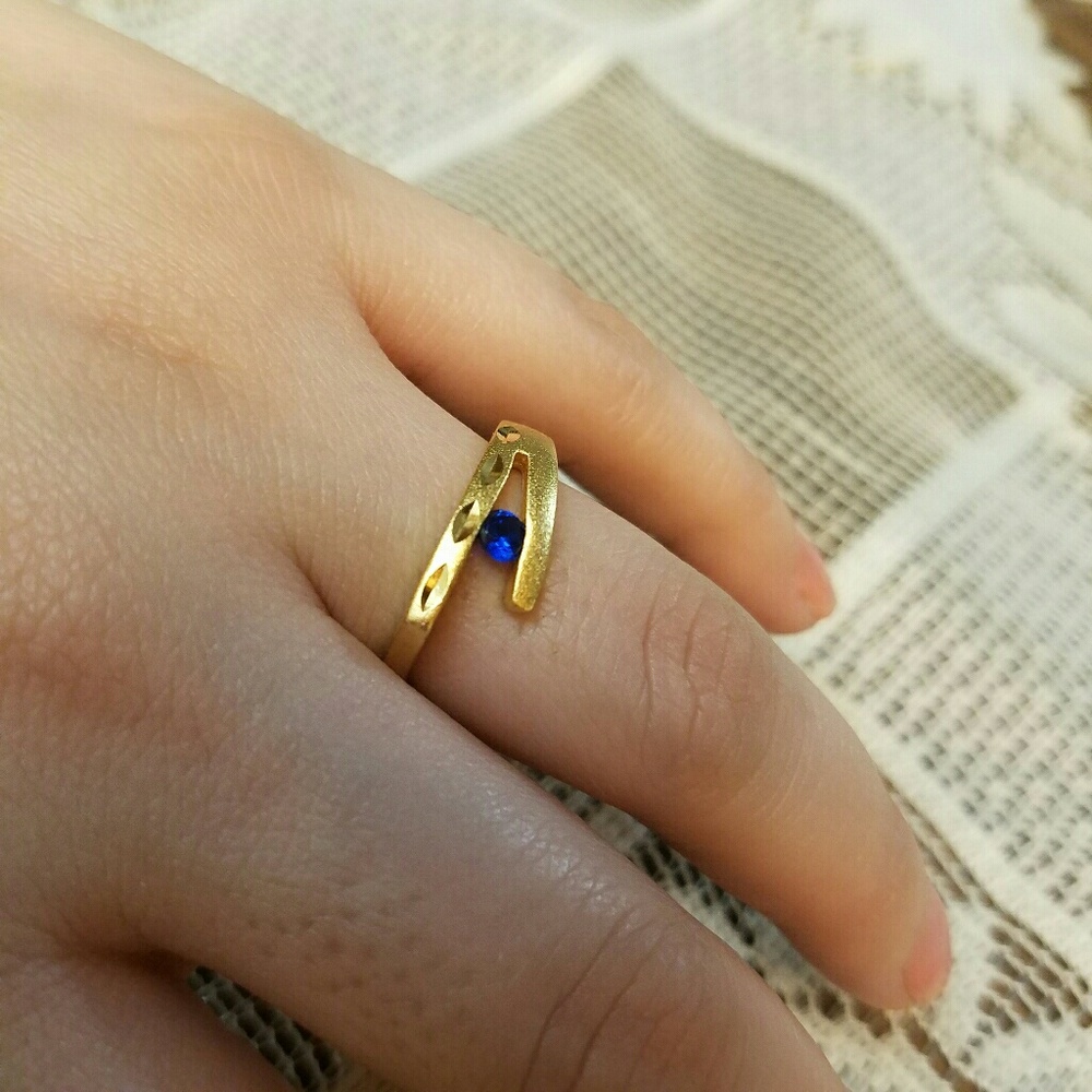 18K Gold Filled Ring Blue CZ Stone 7.5 gift